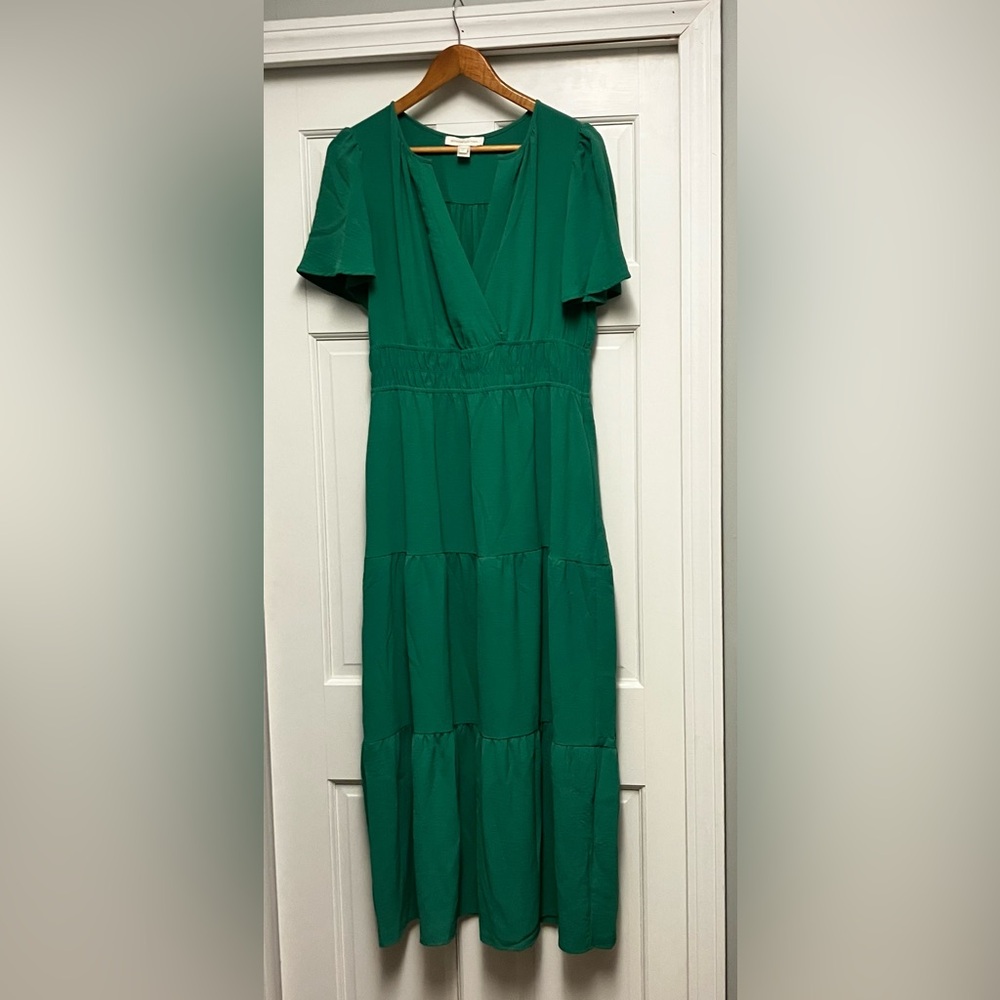 Monteau Green Maxi Dress with Pockets!